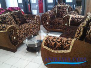 Kursi Sofa King 321 Elegan Coklat