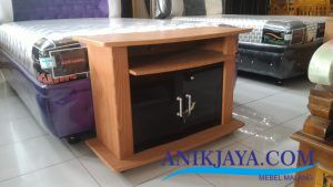 Rak TV Model Duduk MDF Sedang